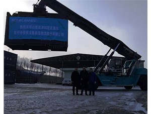 集裝箱正面吊的出車操作方法是什么？